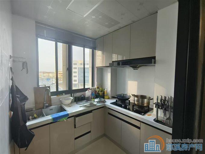 鸣北小区电梯采光佳 92平2室豪装