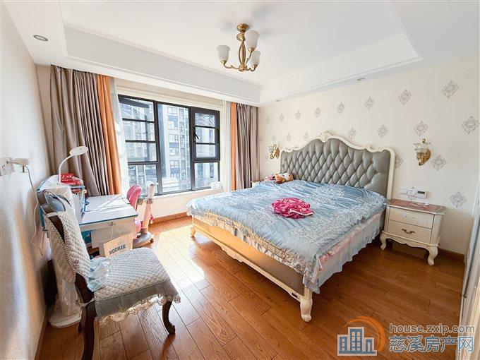 金仕华庭精装自住 中庭位置 带车位