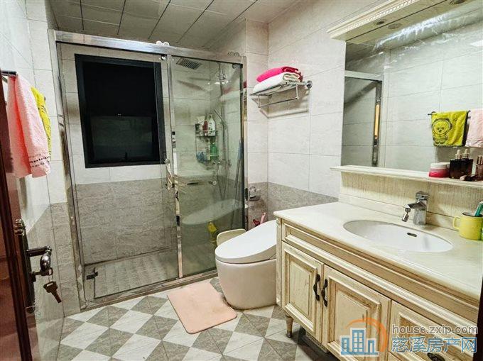 保利三期慈悦湾139平自住精装修