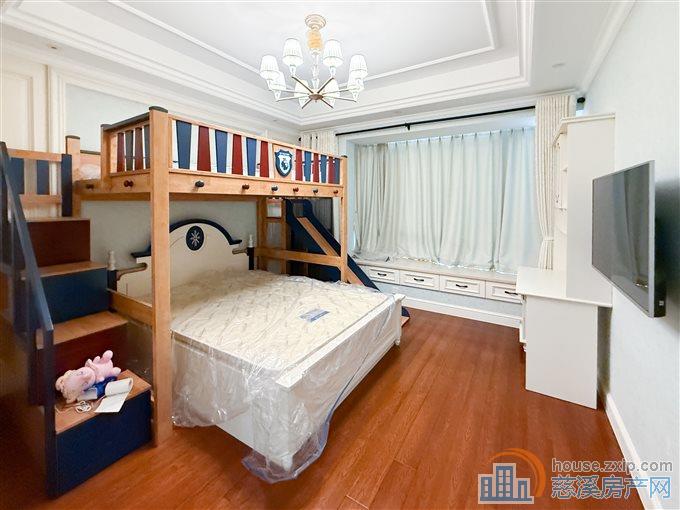 祥生祥园精装 东边套 带母子车位