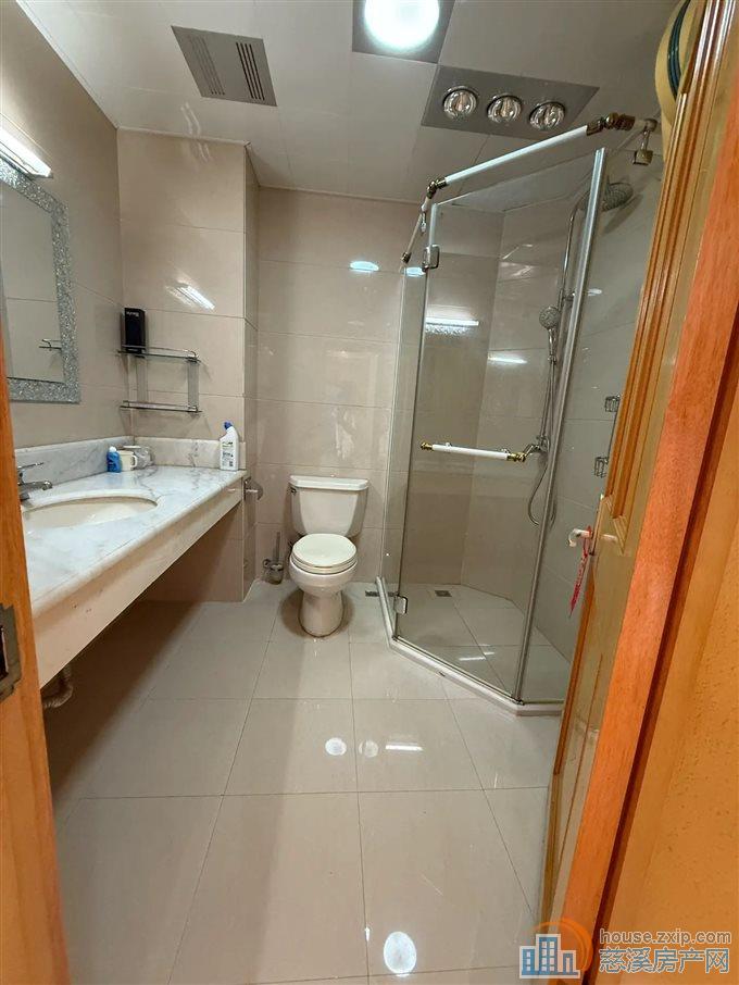 三北公寓 精装157平125.8万带车库