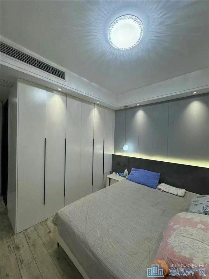  珑玥府 精装112平208万 电梯洋房