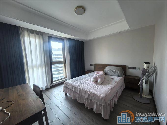 太子湾166平精装未入住采光好