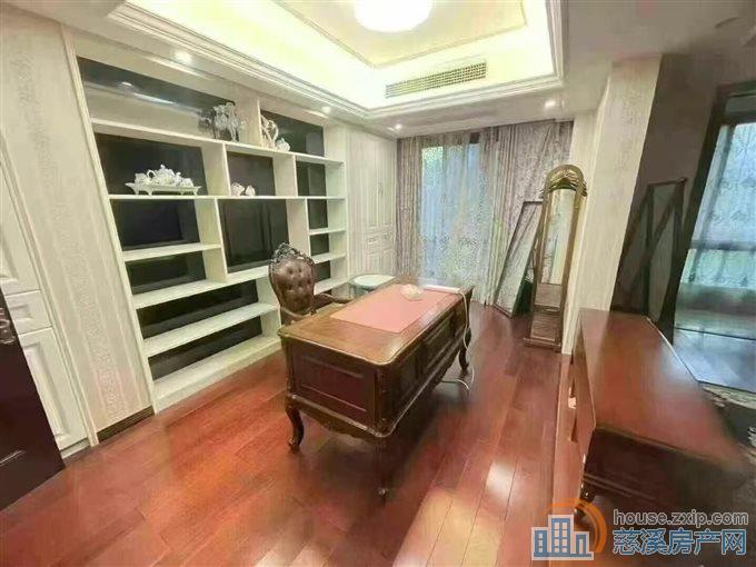 特嘉景园183平豪华婚装188万