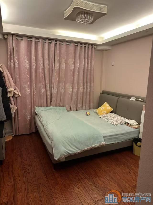 城市桃园顶复85平复80平精装145万