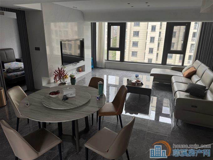 珑玥府上叠带车位精装400万诚售