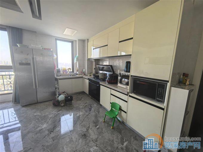 元亨雅园 精装 带车位 河景房 满五唯一