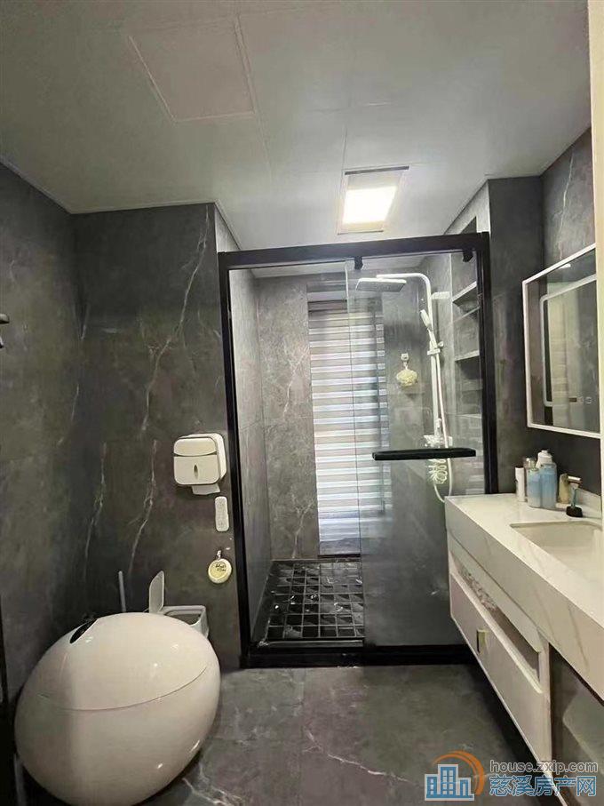 实验上林双XQ誉林府全新精装满两年 