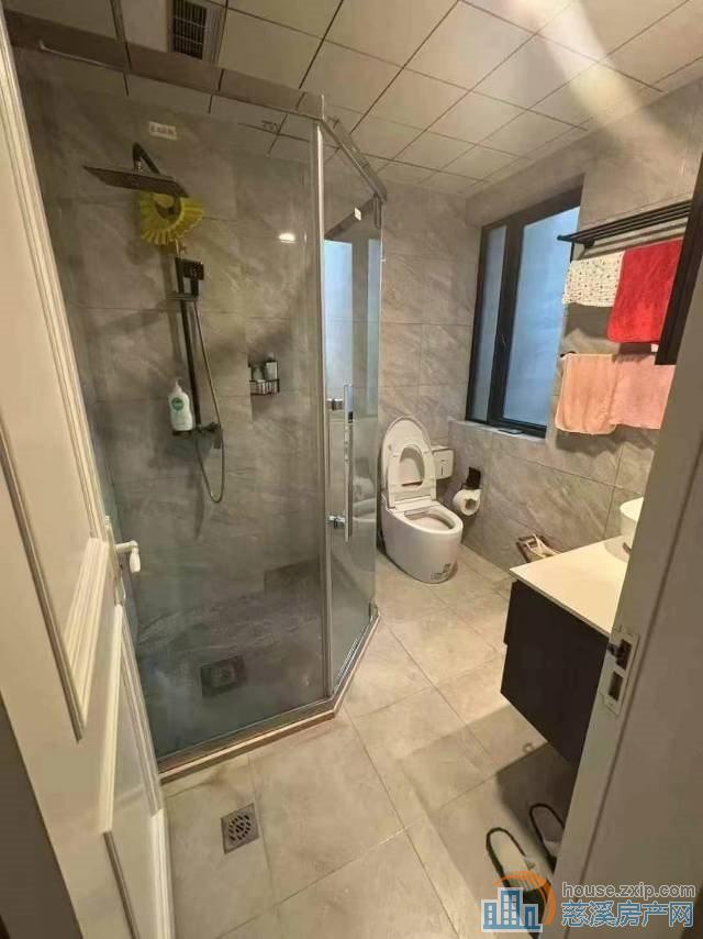 【枫华富地】134平三间朝南,大露台