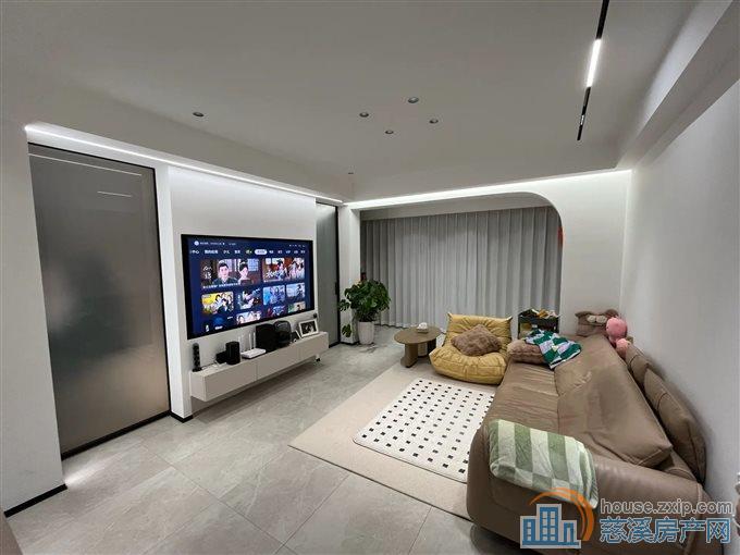 誉林府 118平洋房黄金楼层270万精装