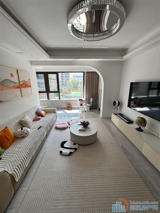 誉林府114平精装上林无占