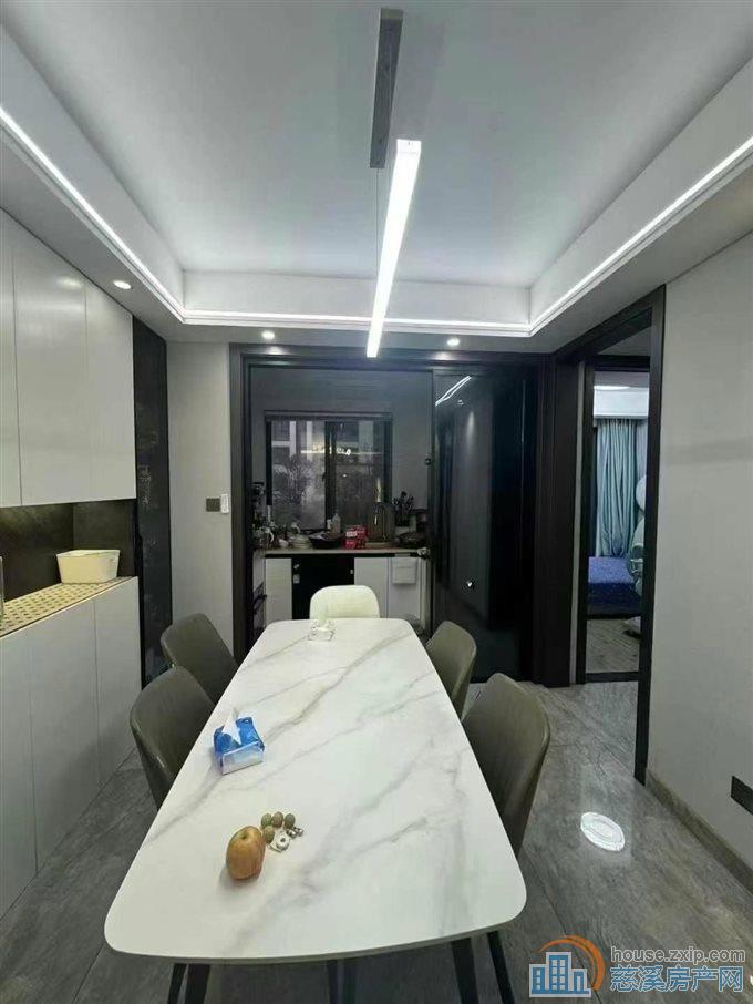  珑玥府 精装112平208万 电梯洋房