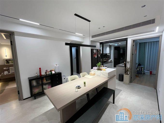 誉林府 118平洋房黄金楼层270万精装