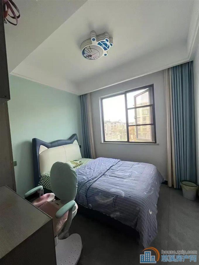 阅江府133平245万边套满五唯一