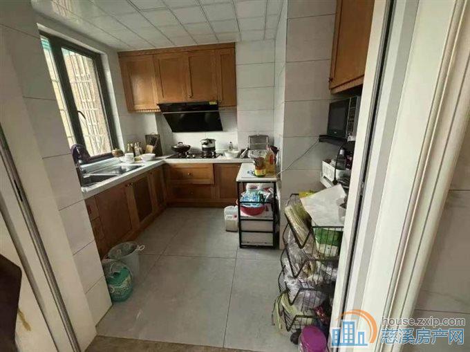 【枫华富地】134平三间朝南,大露台