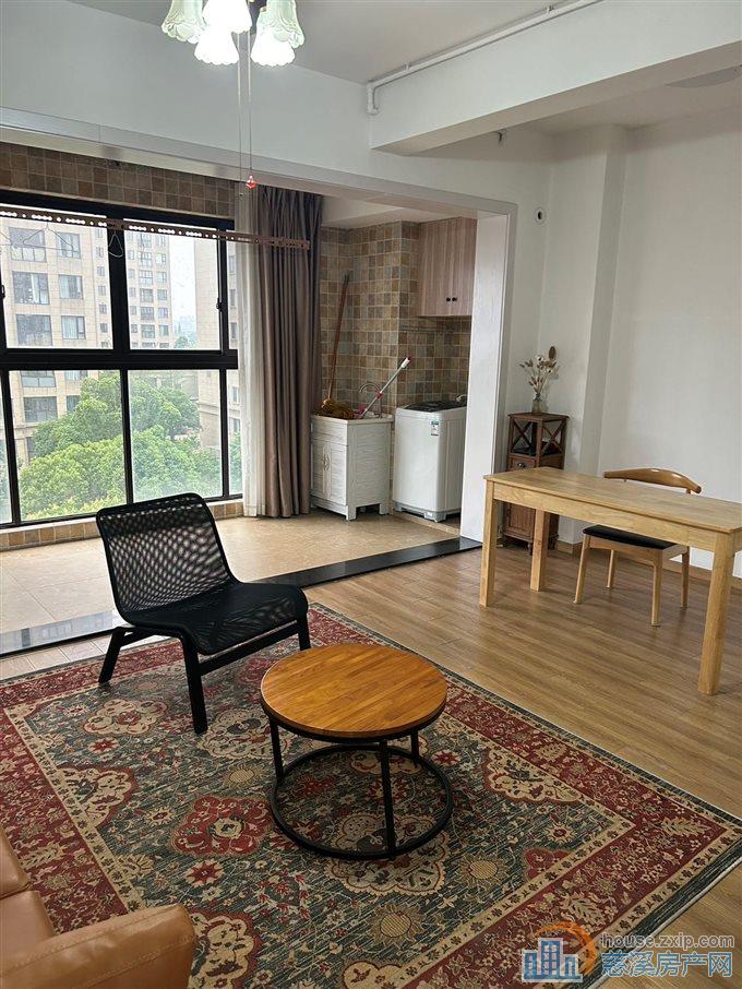 盛泰嘉苑欢乐颂107平精装修156万直接