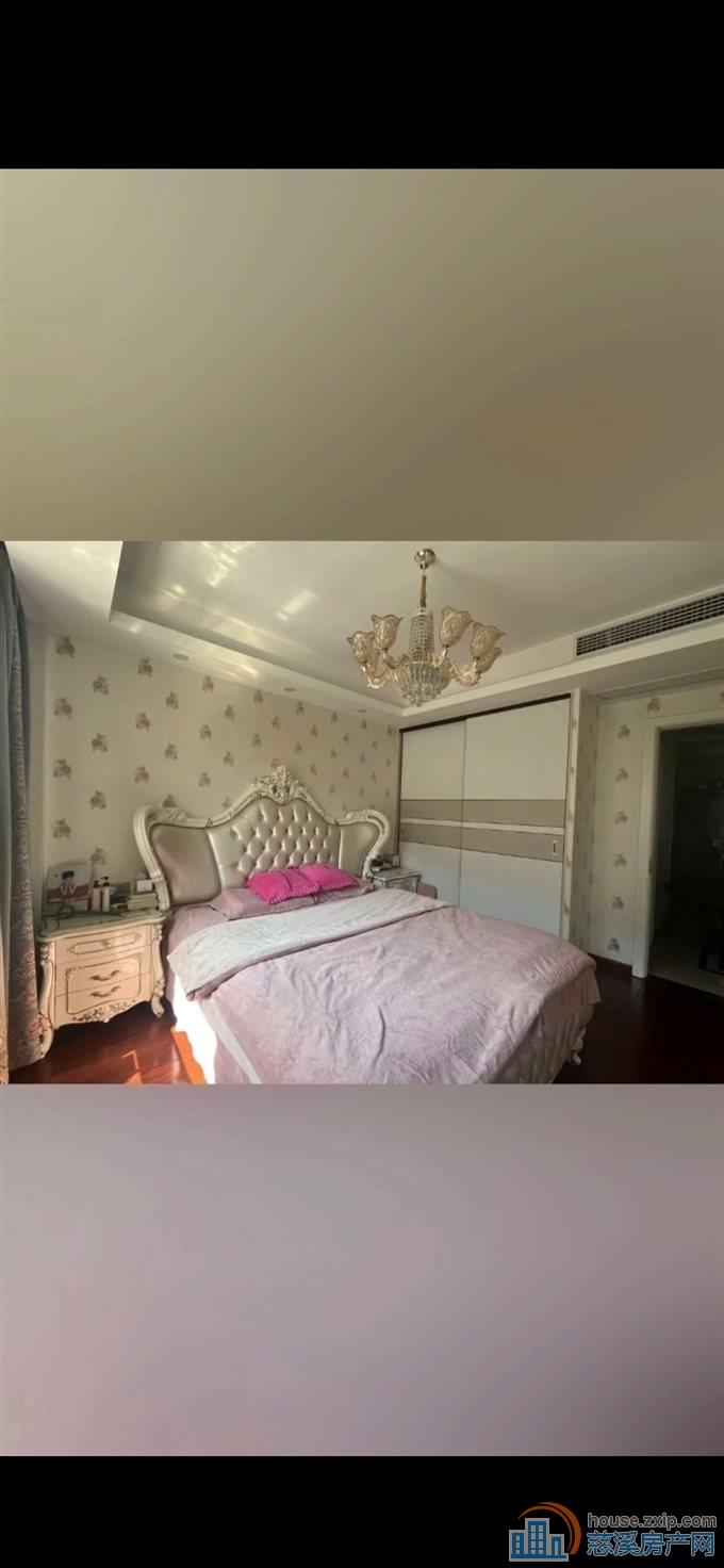 上笆里花苑好楼层85平车位储藏间精装