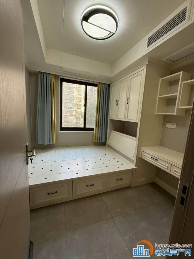 星光家园 精装电梯洋房 带地暖保养好