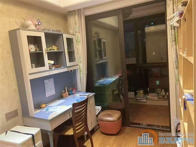 绿城诚园124平带车位好楼层精装修