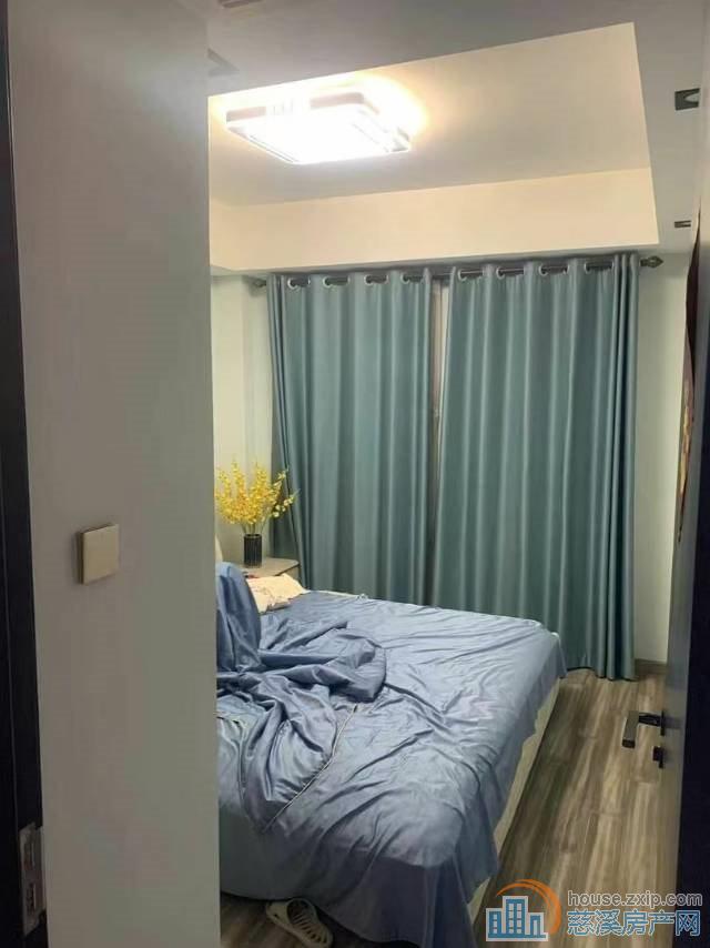 上笆里花苑142平精装3室车位168万