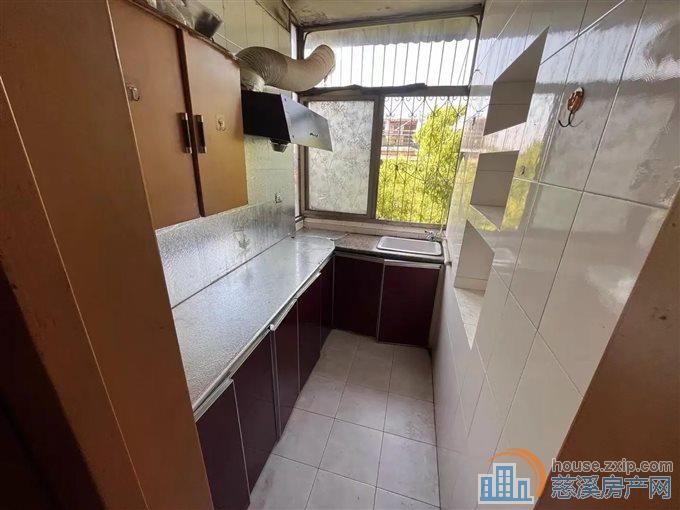 楼家新村 边套 书包房