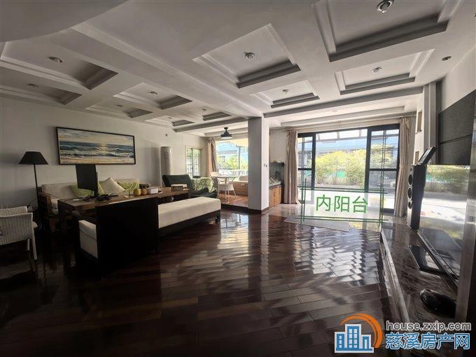 晶都苑 精装修 拎包入住 带露台200平