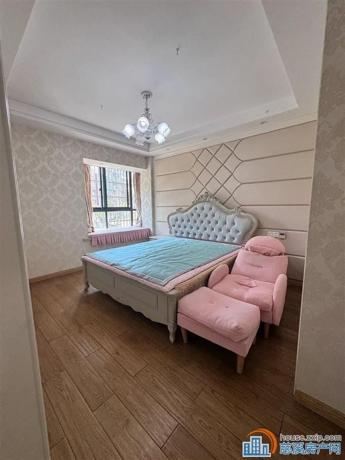 新塘家园 精装121平方121万低楼层