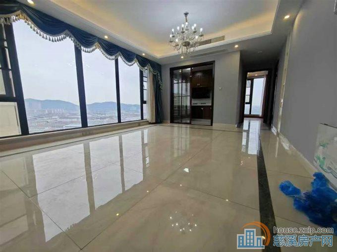 绿城诚园132平方边套3室168.8万