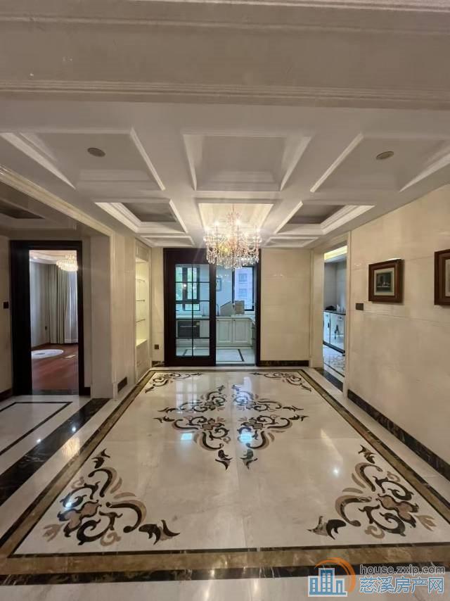 橡树湾洋房146平+车位豪装2年280万