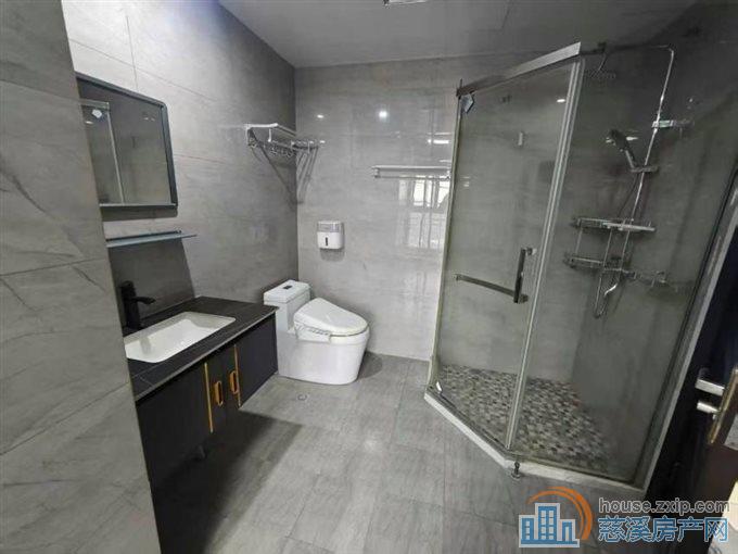 绿城诚园132平方边套3室168.8万