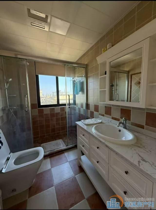 绿城御园141平双车位精装328万