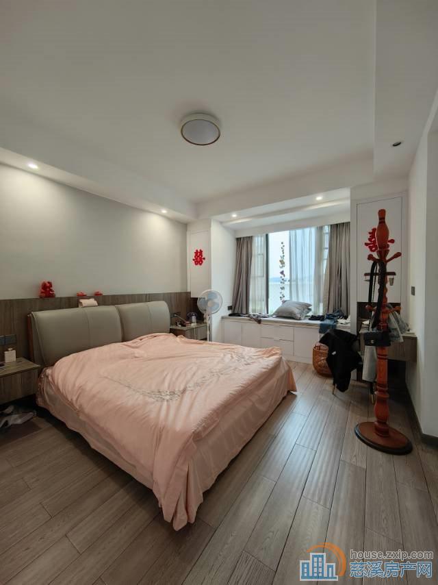 悦华府精装洋房140平方285万双车位