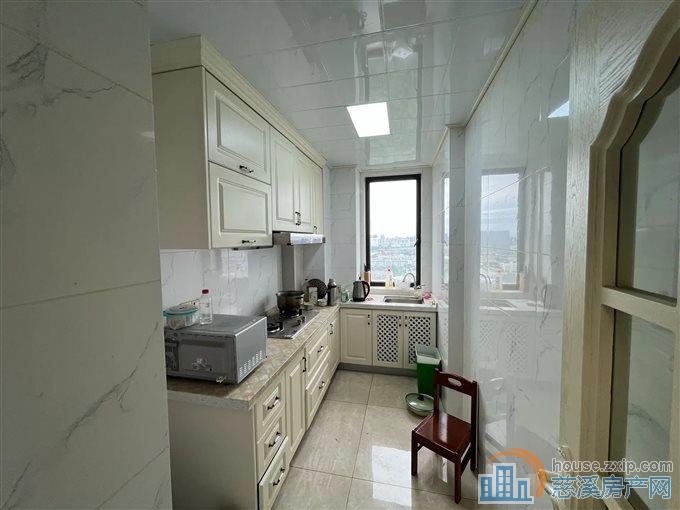 元亨雅园 精装三房 中上楼层 送车位