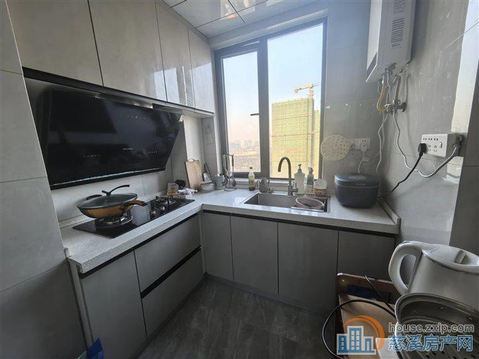 盛泰嘉苑   自住精装  拎包入住