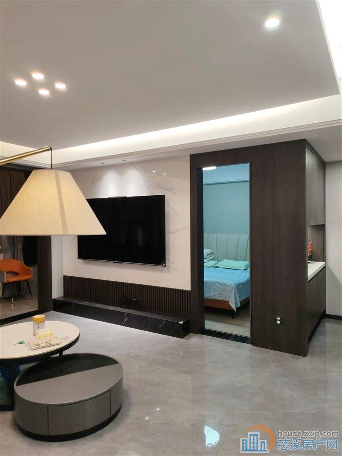 阅江府 精装洋房135.8平258万