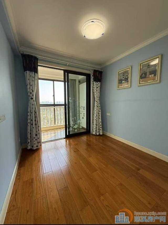 绿城御园141平双车位精装328万