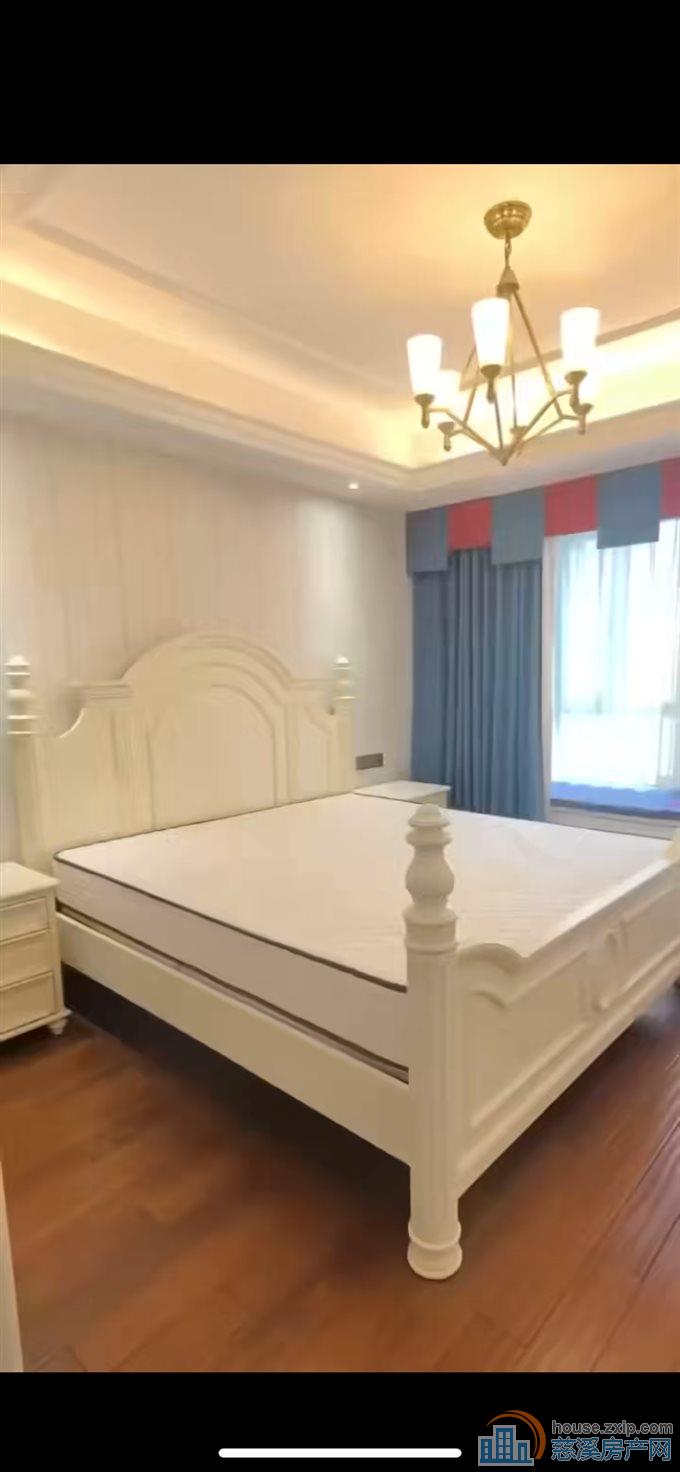 保利三期慈悦湾精装138平方172.8万