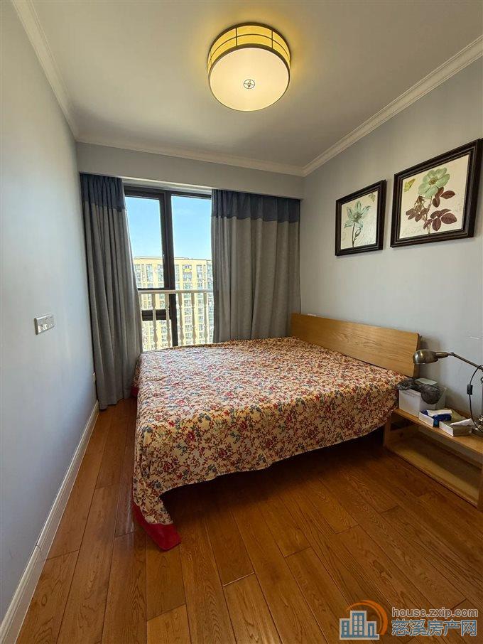 绿城御园 豪装 带车位 楼层好