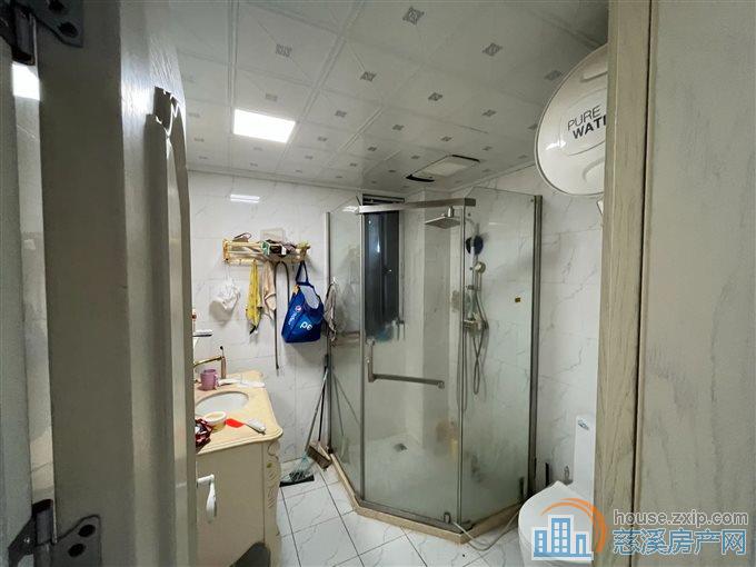 元亨雅园 精装三房 中上楼层 送车位