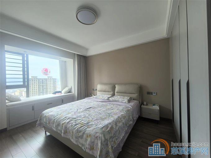 悦华府 拎包入住 黄金楼层