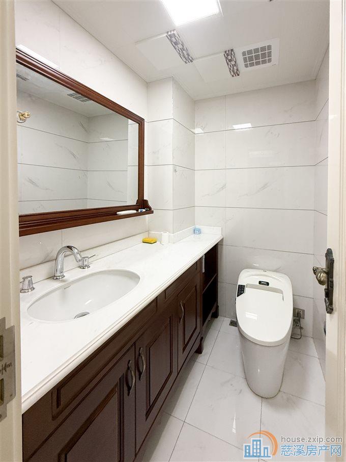 华润凯旋门    精装边套送车位