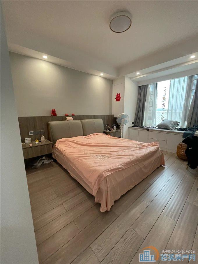 悦华府 洋房 黄金楼层 现代精装带2车位