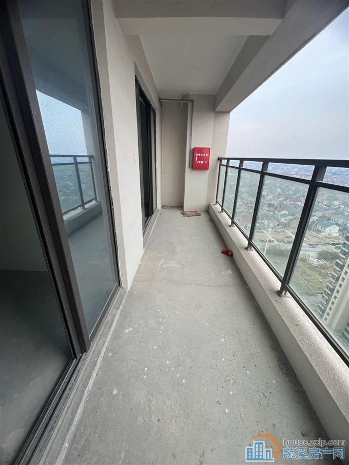 红星天铂佳苑  四开间朝南 视野开阔