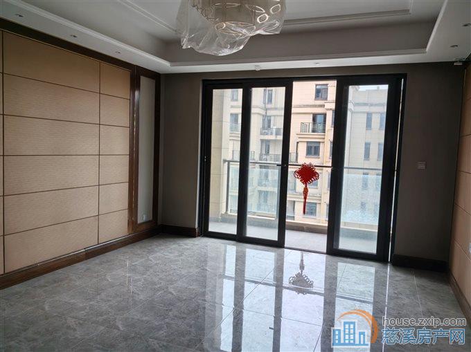 恒大河悦府洋房 155平 精装修135万