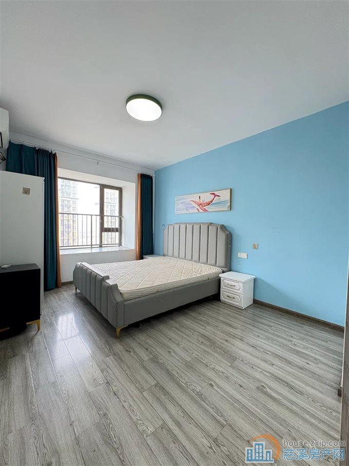 悦华府 清爽装修 中上楼层