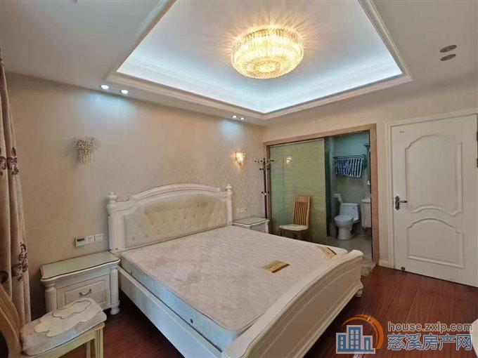 慈吉小学附近鸿都大厦97平电梯精装