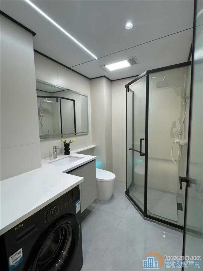 首付8万起丽晶大厦电梯房两室直接房钥匙在