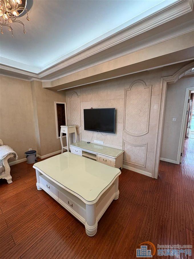 鸿都大厦 97平精装拎包入住122万