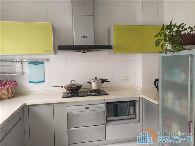 东方明珠洋房三复四复五250平358万