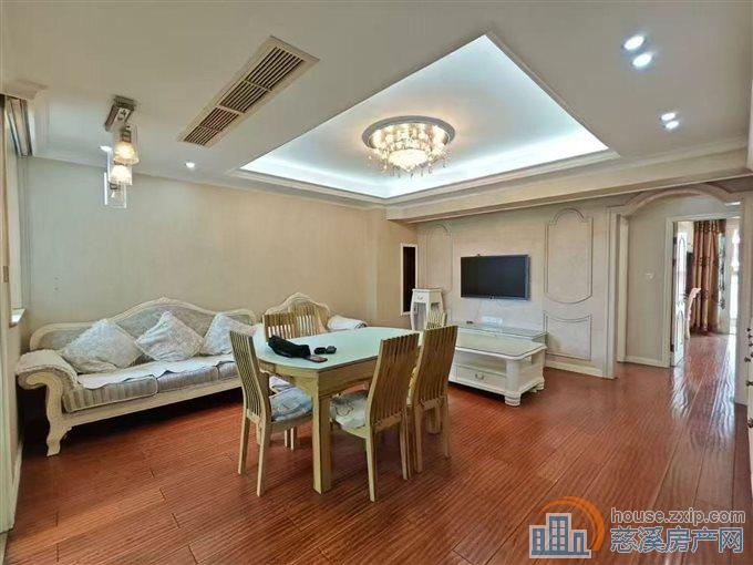 慈吉小学附近鸿都大厦97平电梯精装